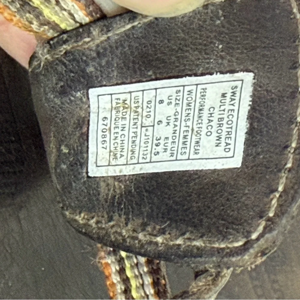 Chaco Brown Leather Sway Eco Tread Thong Sandals Size 8
